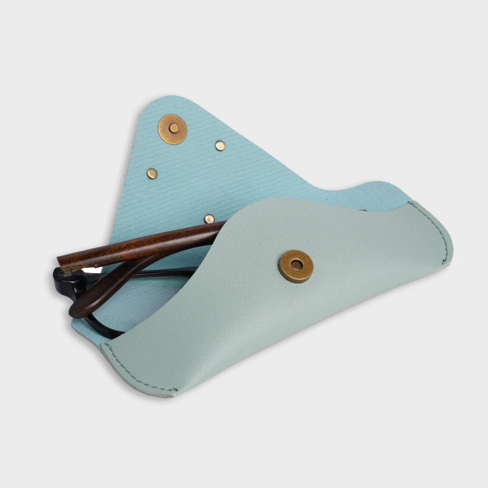 Order name printed eyewear case for mom