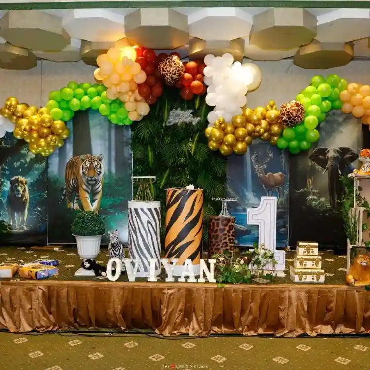 Order jungle safari birthday decor package with animal theme balloon decoration