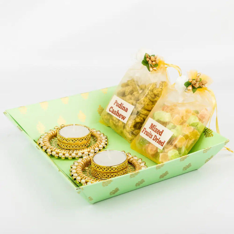 Buy pudina and mixed dry fruit hamper for gifting
