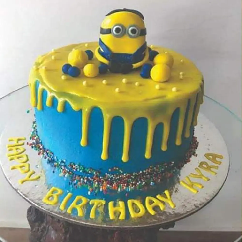 Minion Themed cake