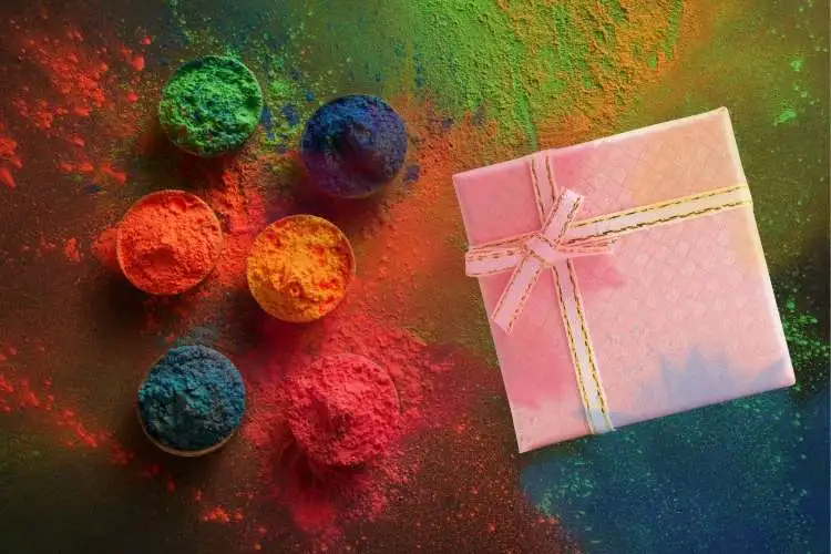 Holi Gifts