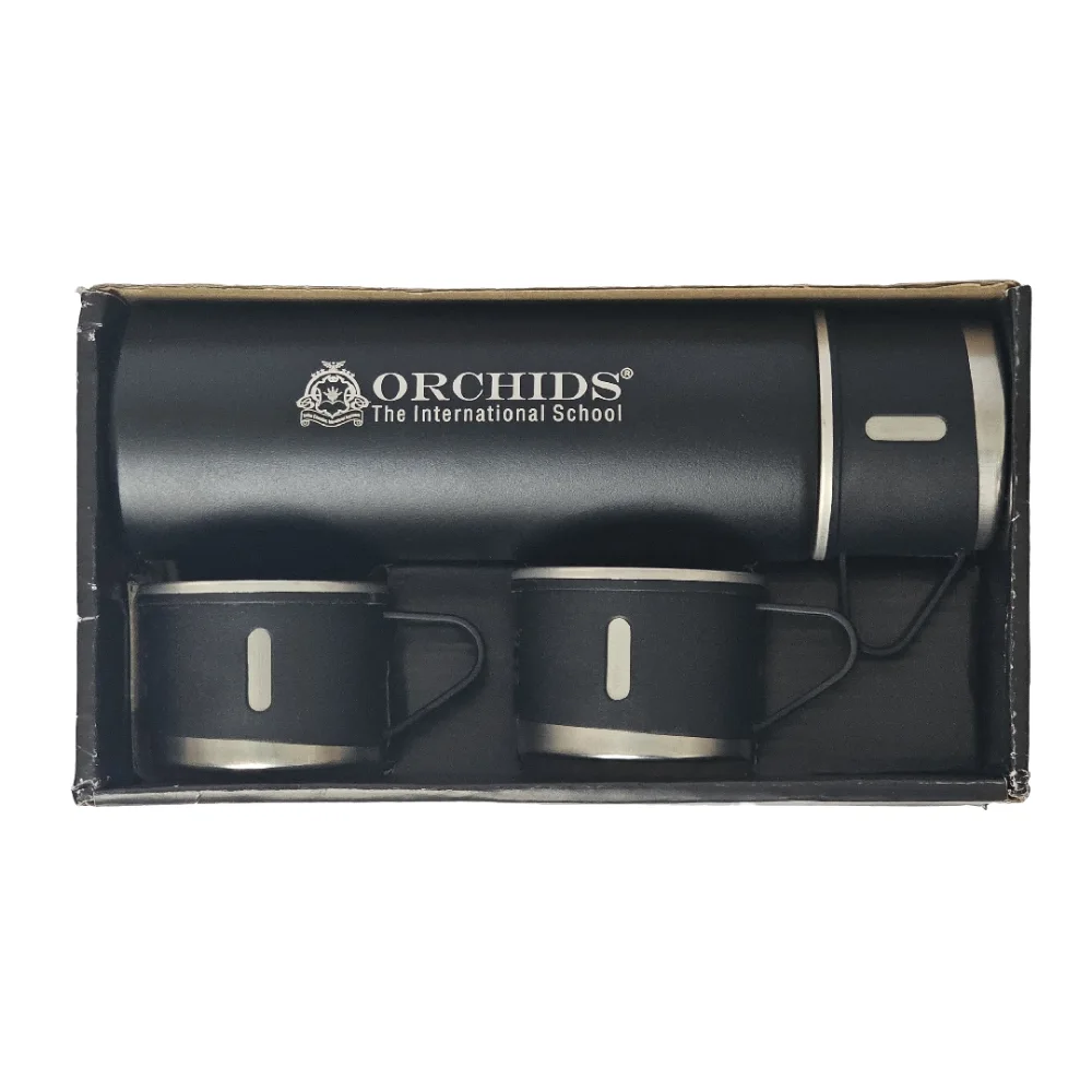 Personalized vacuum insulated flask gift set for corporate gifting