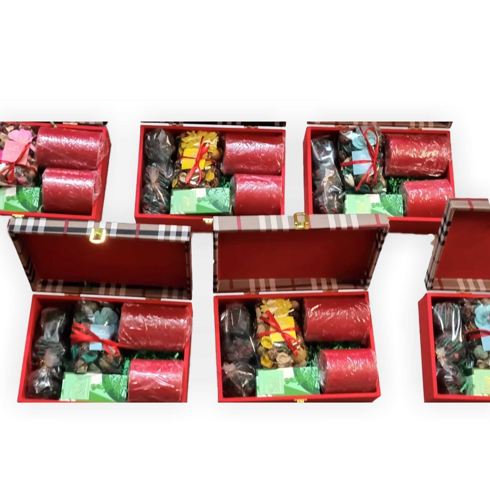 Purchase MDF Box Christmas Gift Hamper Online for Christmas