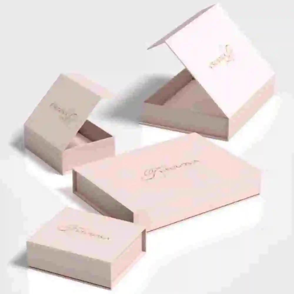 Customized Rigid Boxes for Corporate Employees
