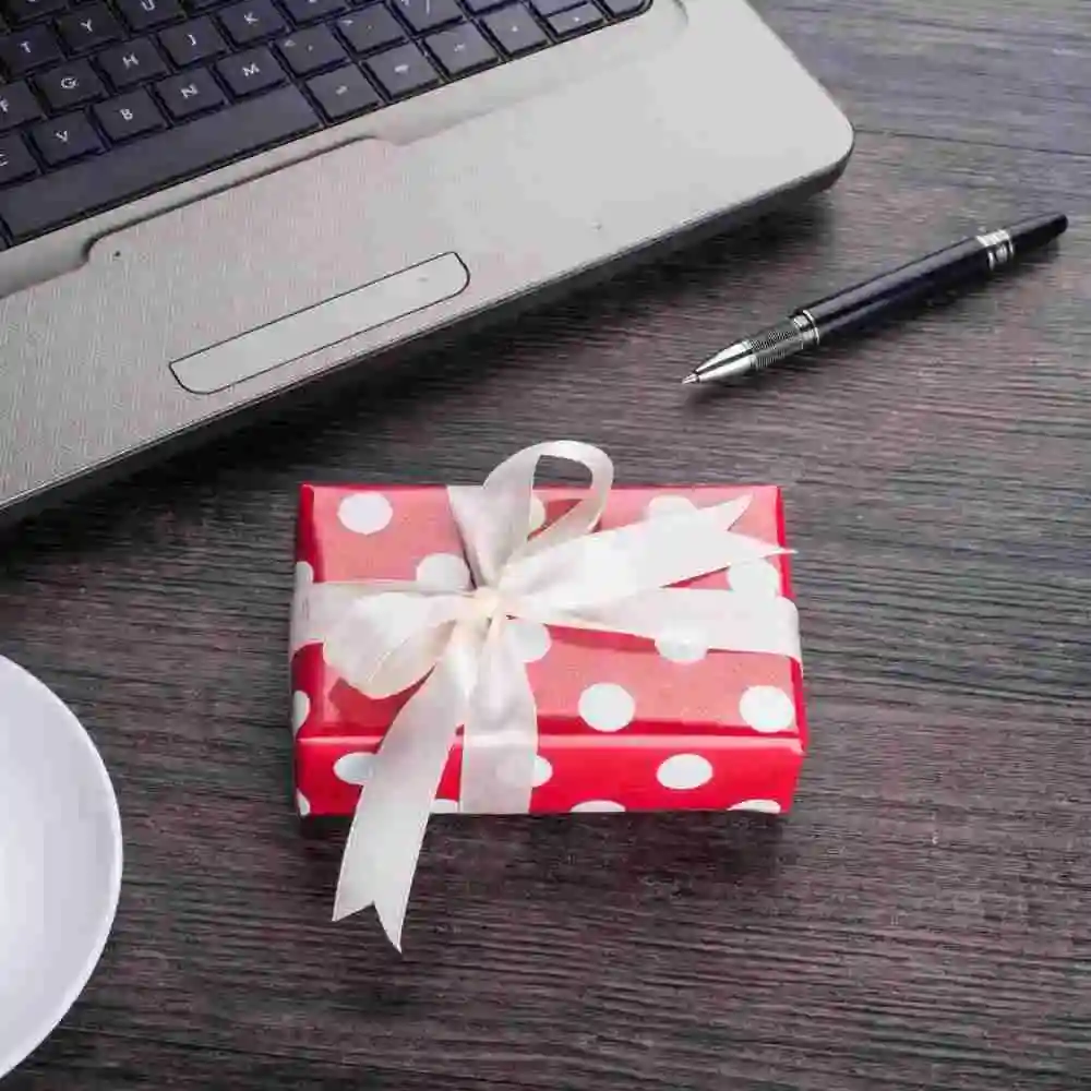 Customized Corporate Welcome Gifts for employees